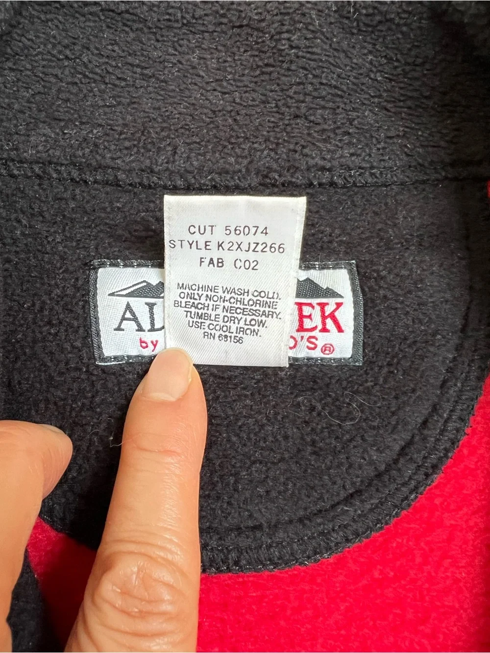 Alpine Tek by Palmetto’s Red Quarter-Zip Fleece Pullover